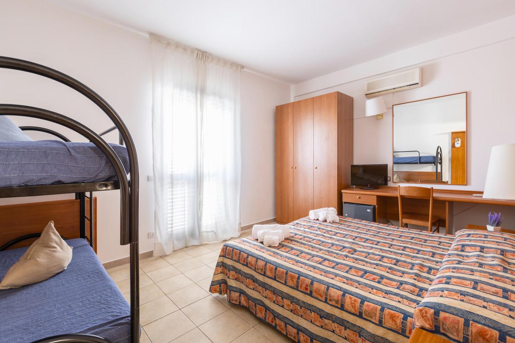 Hotel Palme Gemelle فيستَ المظهر الخارجي الصورة